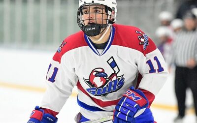 Titans tender Long Island Gulls 18UAAA Forward Johnny McMahon